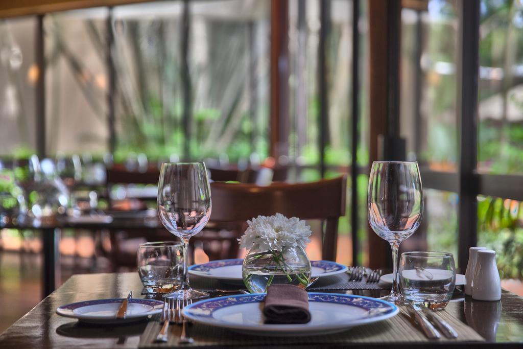 Mercure The Moorhouse Ikoyi Lagos Exterior photo